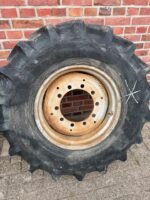 Wielen 380 85 r24 voor Deutz DX 85 90 110 120 8006 10006 13006 - Afbeelding 3