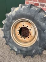 Wielen 380 85 r24 voor Deutz DX 85 90 110 120 8006 10006 13006 - Afbeelding 2